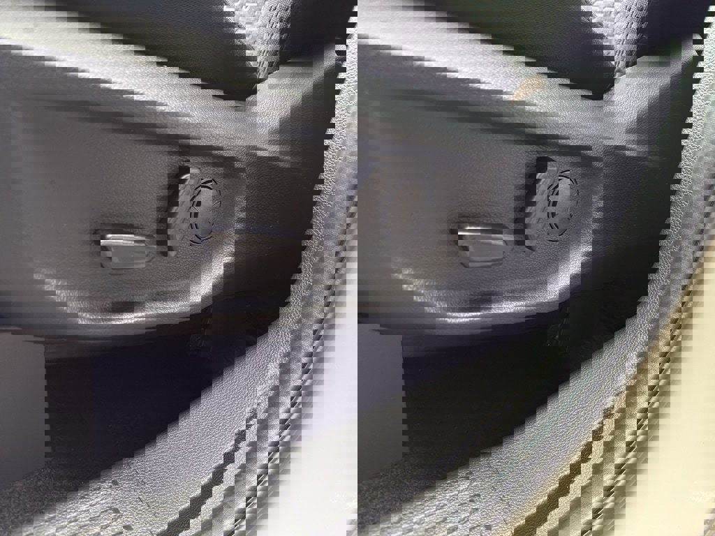 New 2025 Ford Ranger XLT w/ Equipment Group 301A High image 15