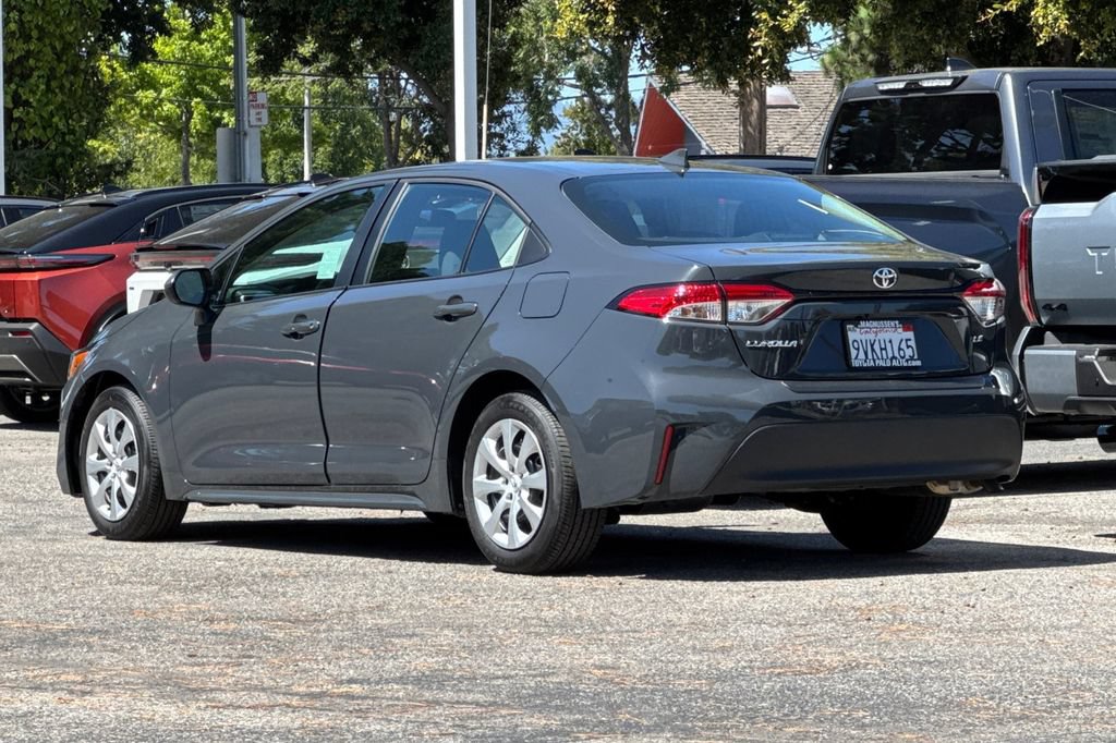 Certified 2025 Toyota Corolla LE FWD image 5