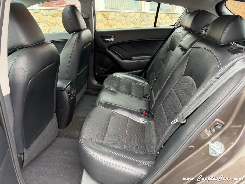 Used 2014 Kia Forte EX w/ EX Premium Package image 8
