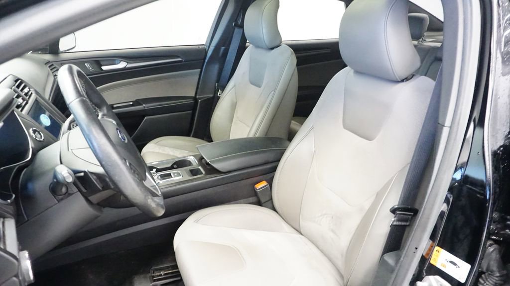 Used 2017 Ford Fusion Sport w/ Equipment Group 401A image 24