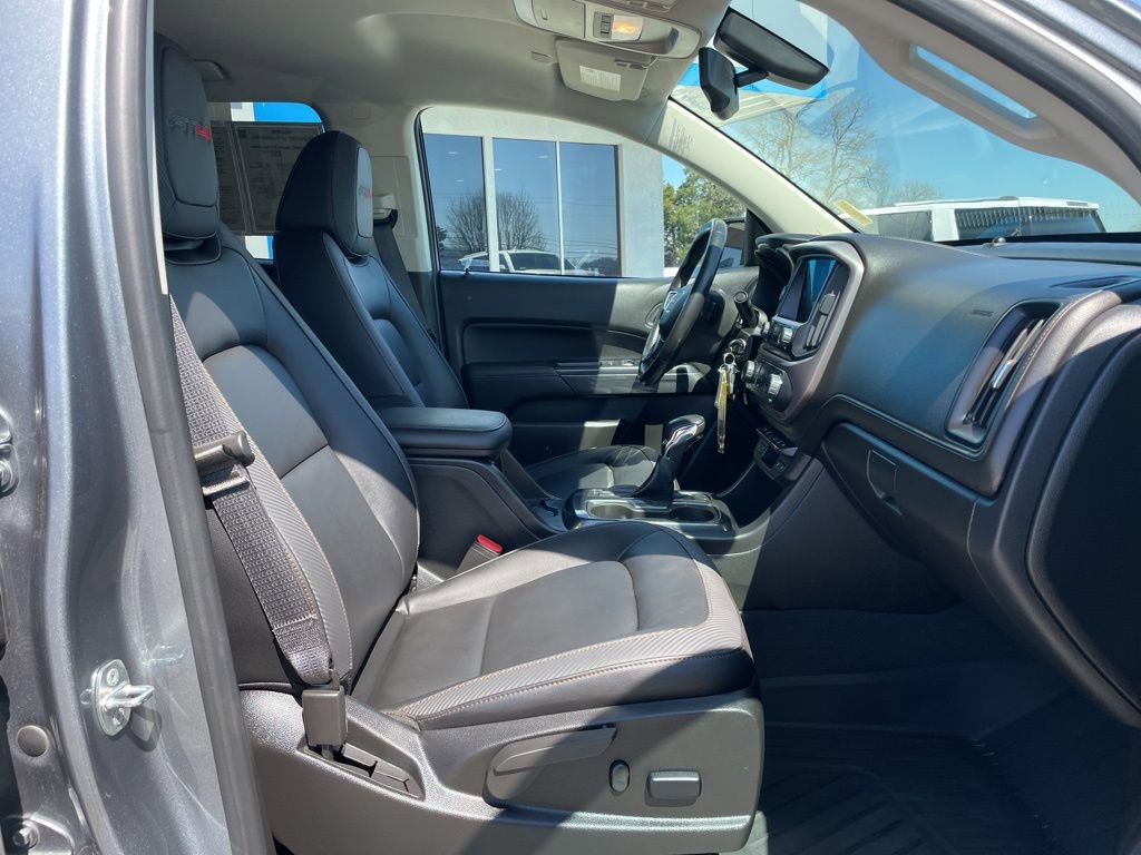 Used 2022 GMC Canyon AT4 w/ Trailering Package image 25