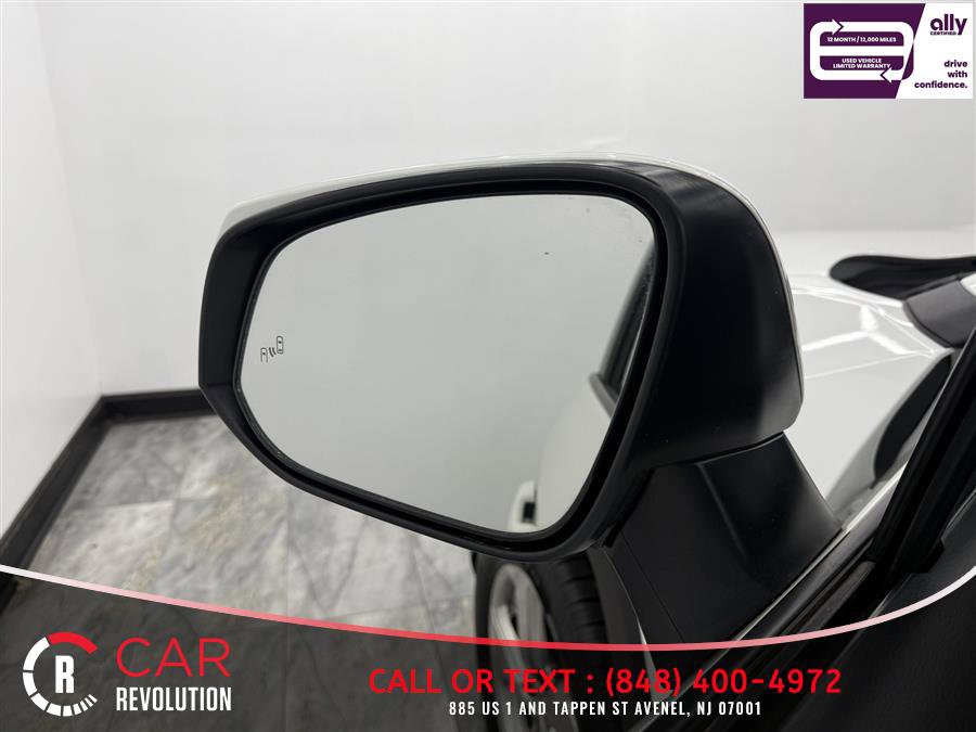 Used 2021 Toyota RAV4 XLE Premium AWD/4WD image 30