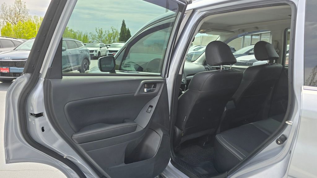 Used 2018 Subaru Forester 2.0XT Premium AWD/4WD image 15