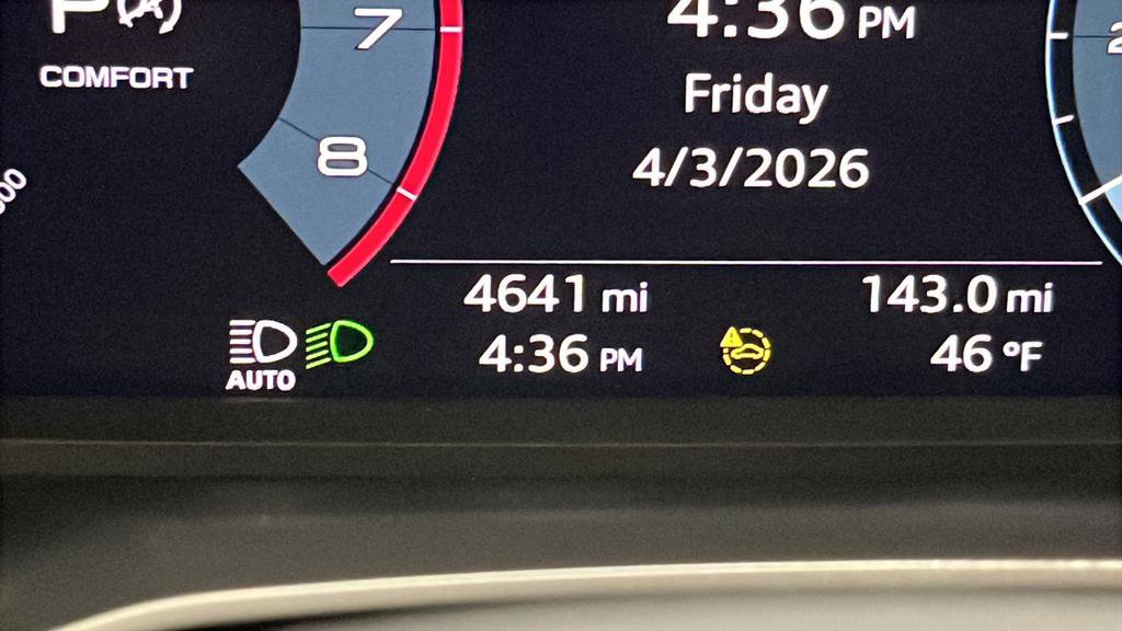 Used 2024 Audi Q3 2.0T Premium Plus w/ Premium Plus Package image 10