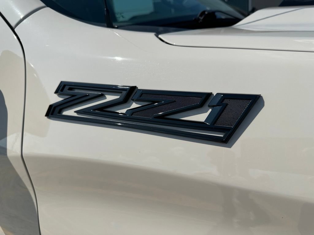 Used 2026 Chevrolet Silverado 1500 Custom Trail Boss w/ LPO, Dark Essentials Package AWD/4WD image 36