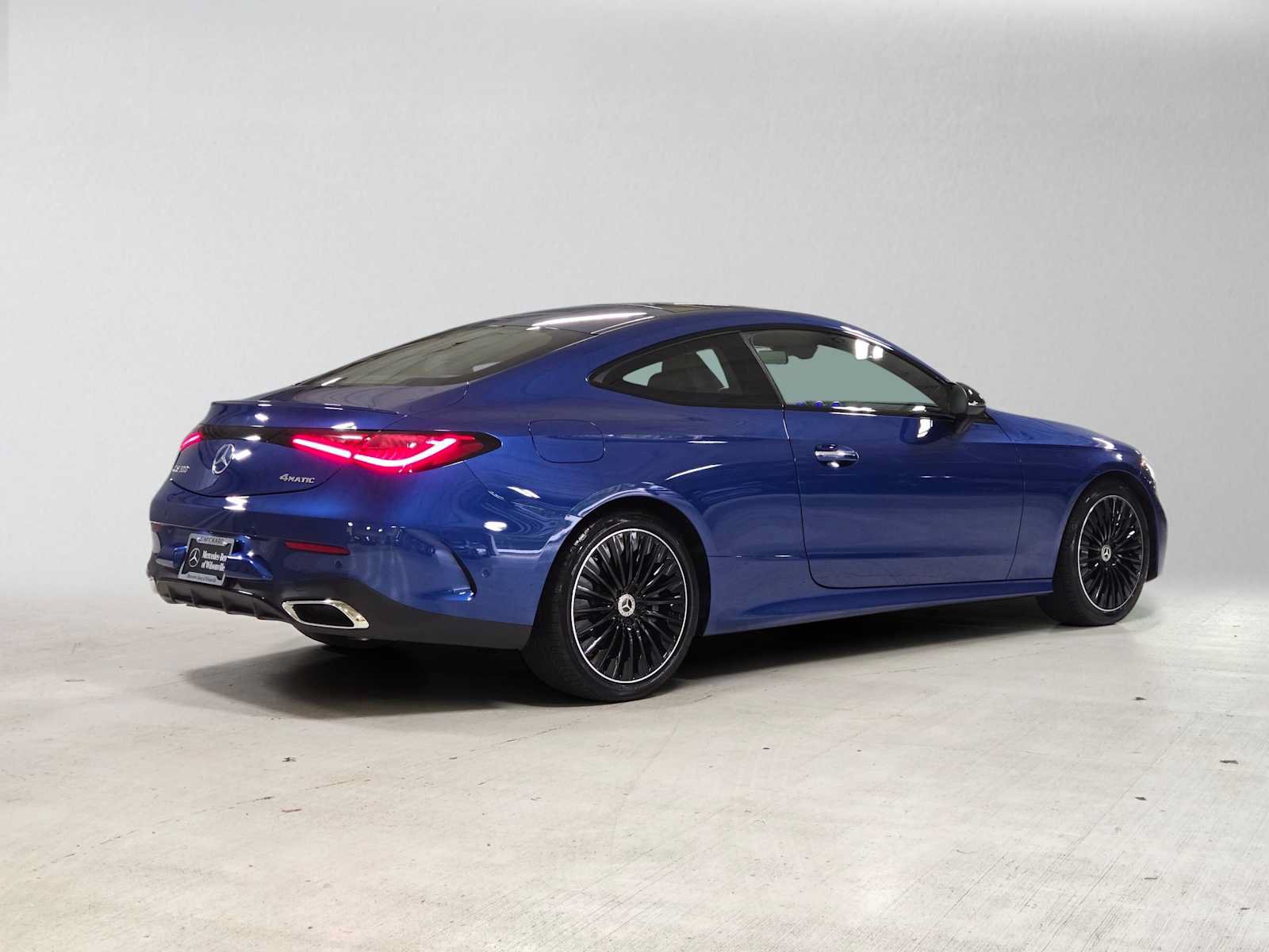 Certified 2025 Mercedes-Benz CLE 300 4MATIC Coupe image 3