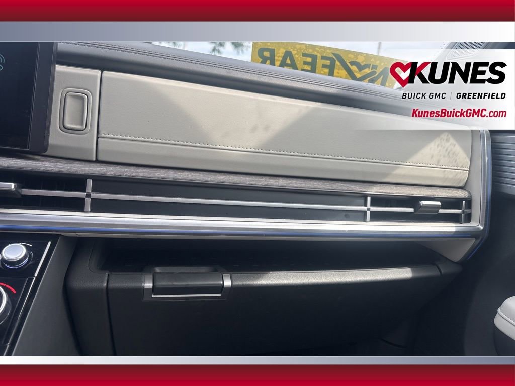 Used 2024 Hyundai Santa Fe Limited image 36