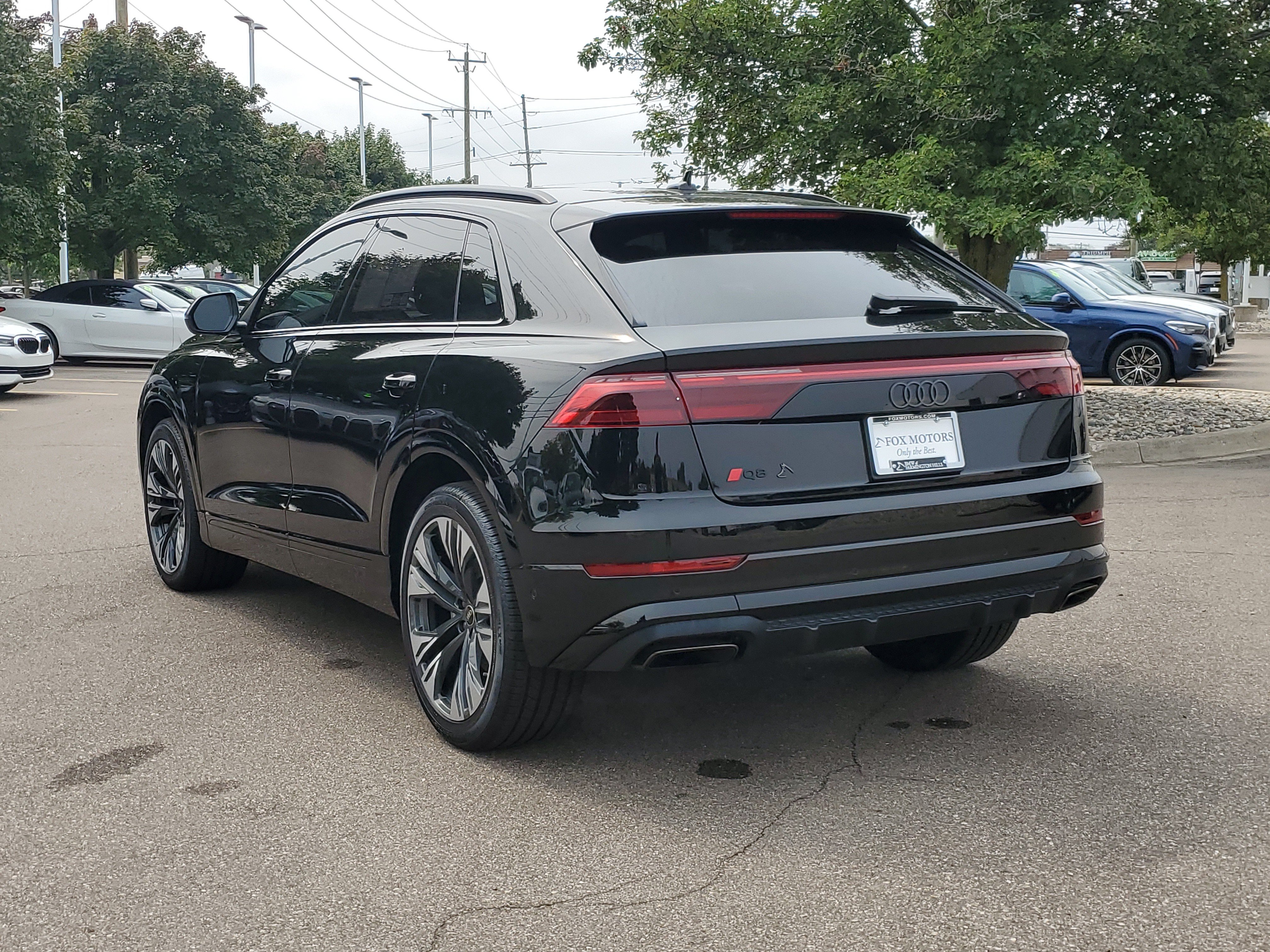 Used 2025 Audi Q8 Prestige AWD/4WD image 3