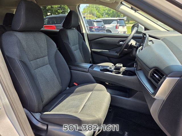 Certified 2024 Nissan Rogue SV FWD image 20
