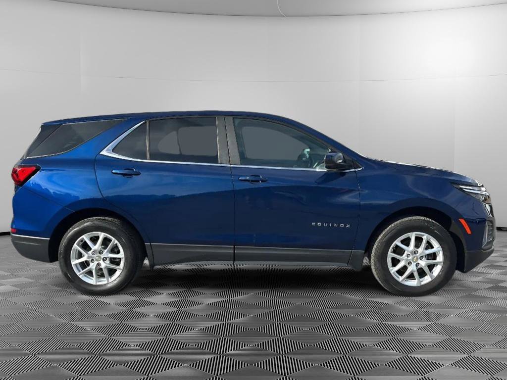 Used 2023 Chevrolet Equinox LT image 6