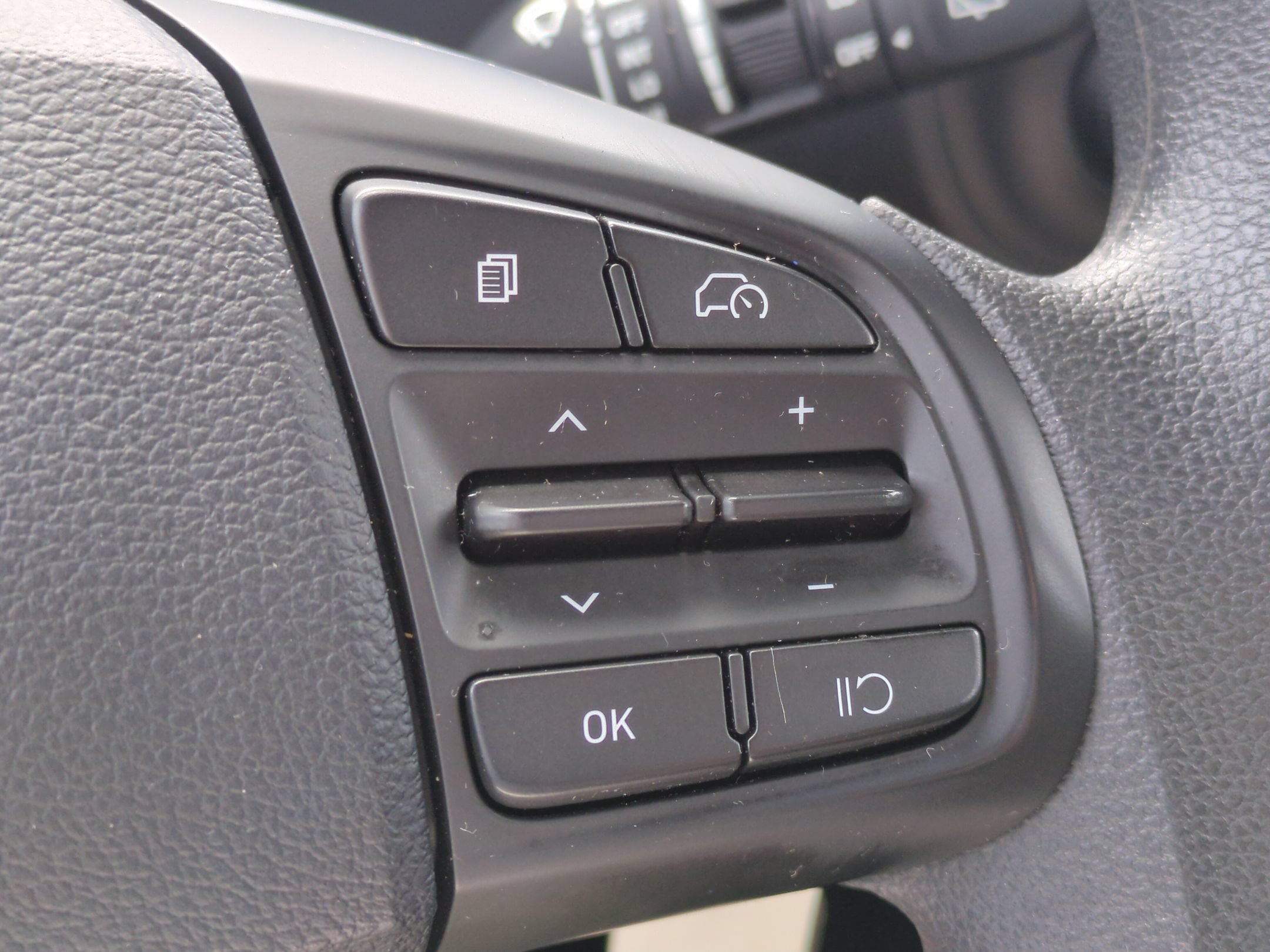 Used 2026 Hyundai Venue SE FWD image 20