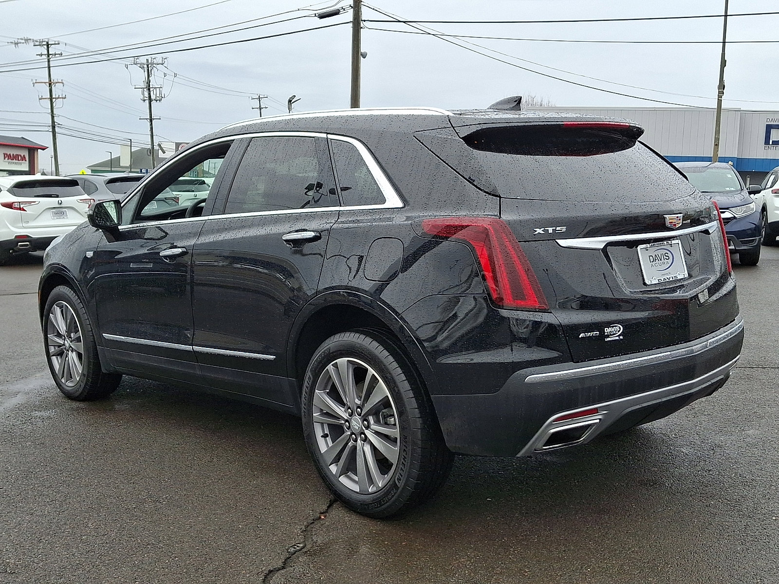 Used 2025 Cadillac XT5 Premium Luxury image 6