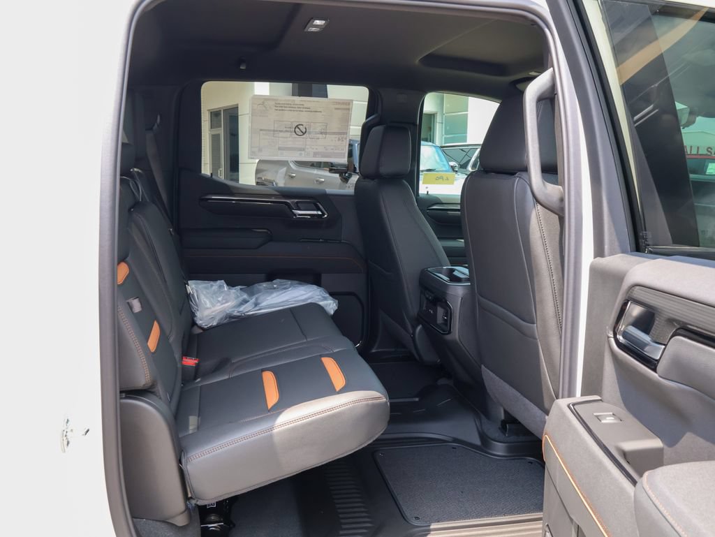 New 2026 GMC Sierra 1500 AT4 w/ AT4 Premium Package AWD/4WD image 34
