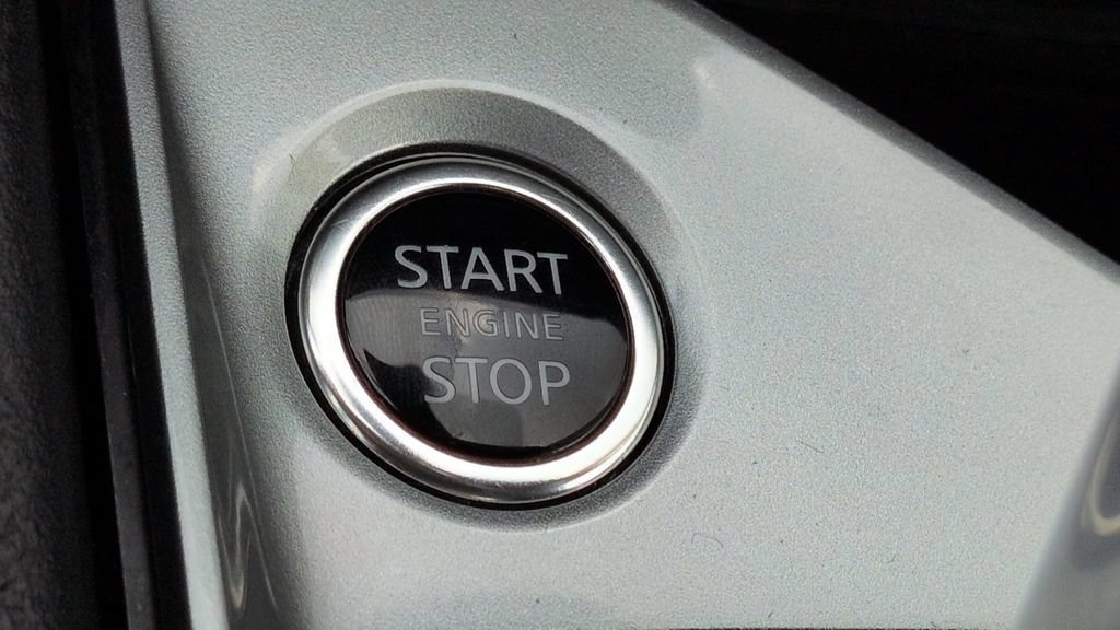 Certified 2024 Nissan Altima 2.5 SV FWD image 25