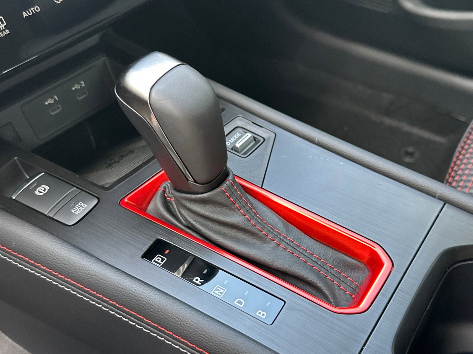 New 2025 Nissan Kicks SR image 31