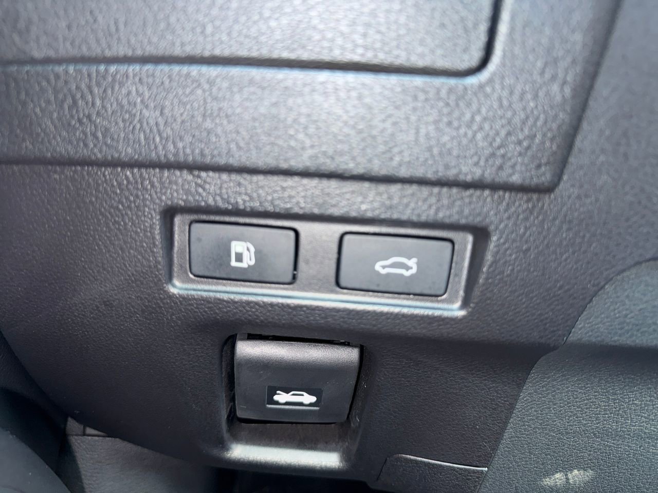 Used 2022 Lexus ES 250 image 30