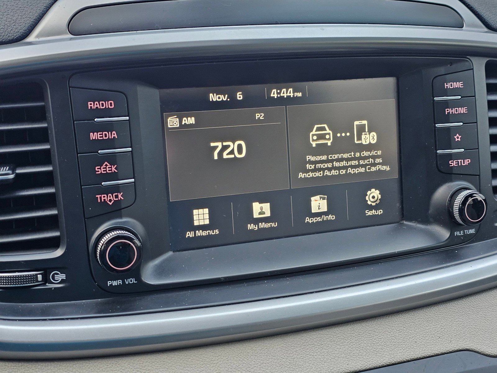 Used 2020 Kia Sorento LX image 33