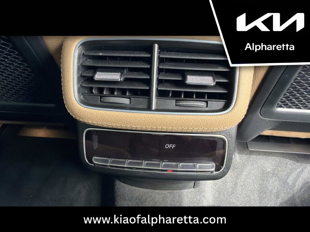 Used 2025 Mercedes-Benz GLS 450 4MATIC image 22
