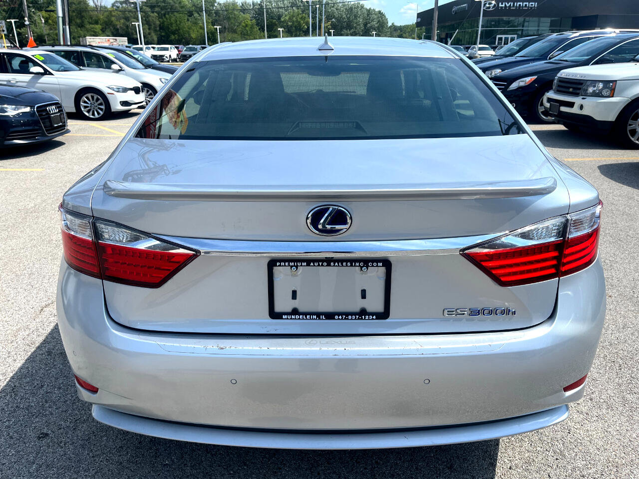 Used 2013 Lexus ES 300h image 4