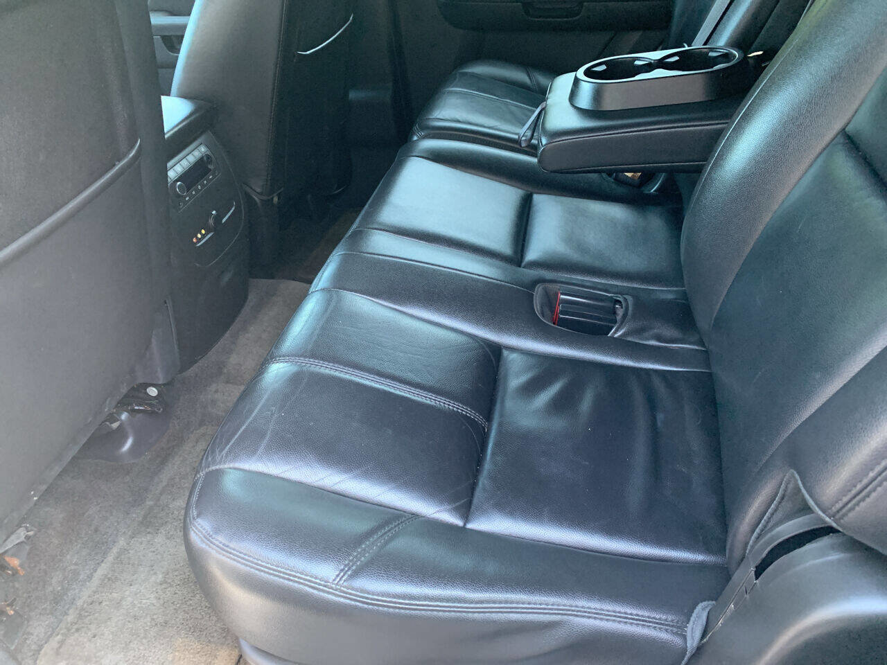 Used 2013 Chevrolet Tahoe LT image 13