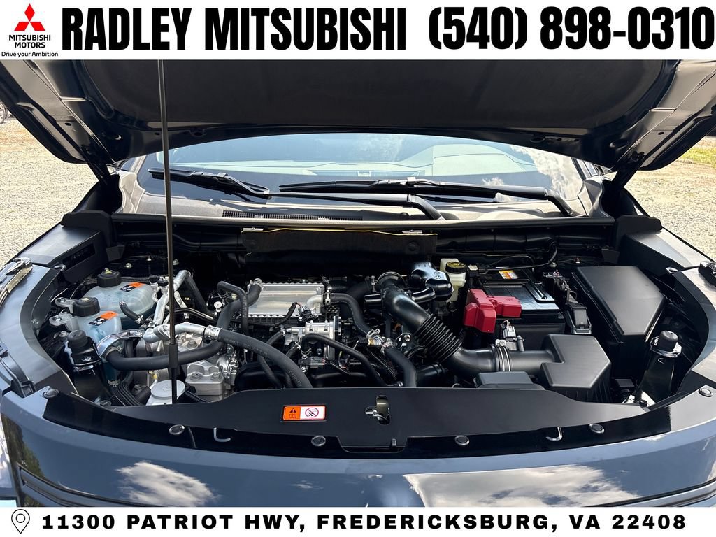 New 2026 Mitsubishi Outlander LE AWD/4WD image 15