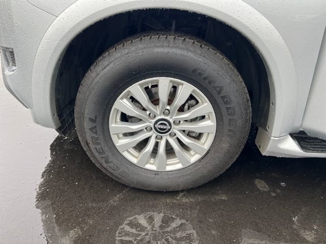 Used 2022 Nissan Armada SV image 23