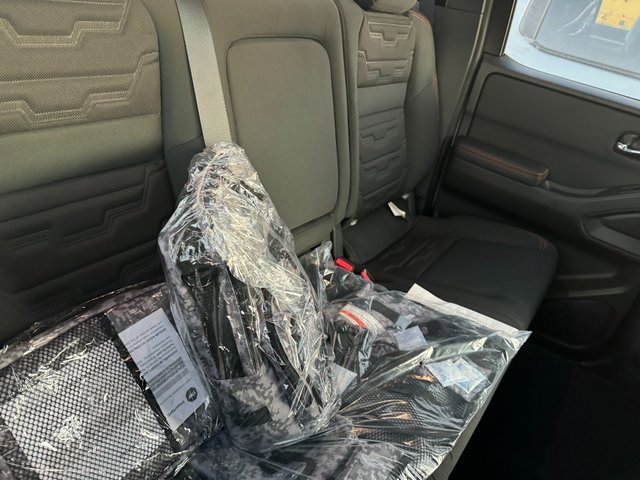 New 2025 Nissan Frontier PRO-4X image 10