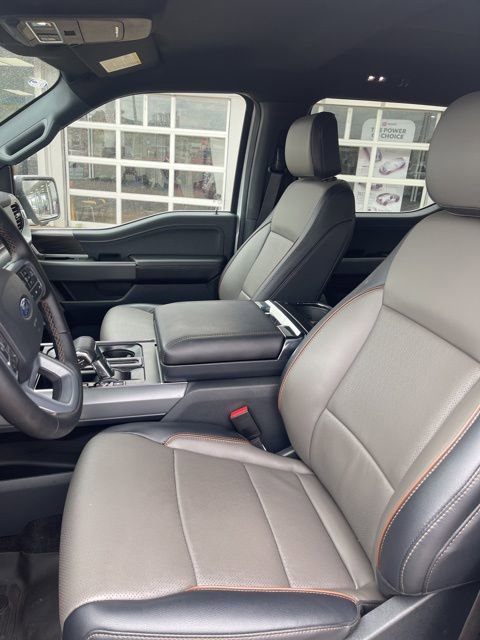 Used 2025 Ford F150 Lariat w/ Equipment Group 501A Mid image 10