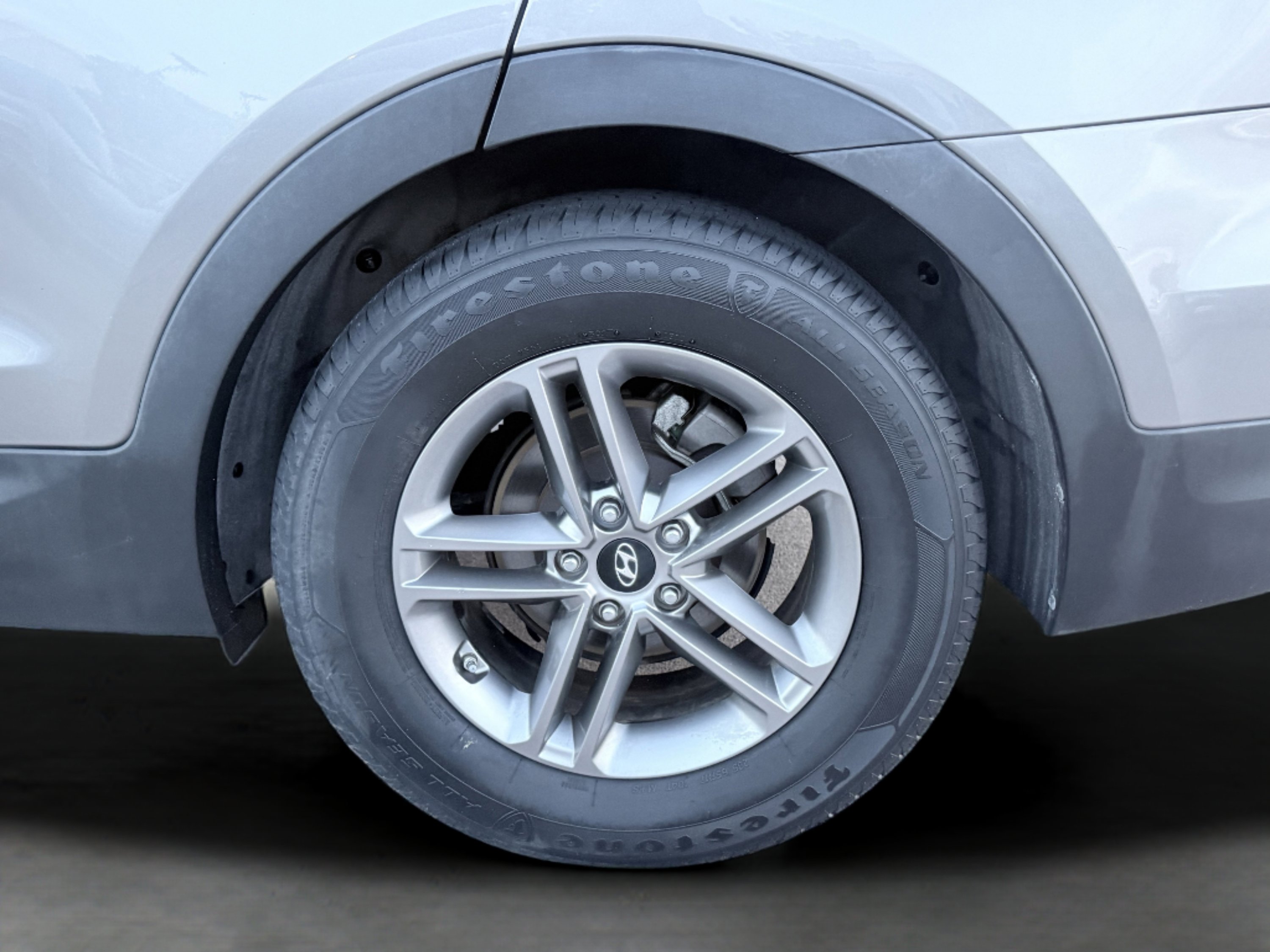 Used 2017 Hyundai Santa Fe Sport FWD image 14