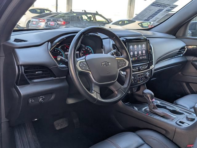 Used 2023 Chevrolet Traverse RS w/ LPO, Floor Liner Package AWD/4WD image 4