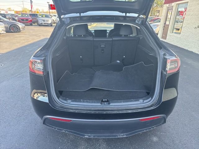Used 2023 Tesla Model Y Long Range AWD/4WD image 16