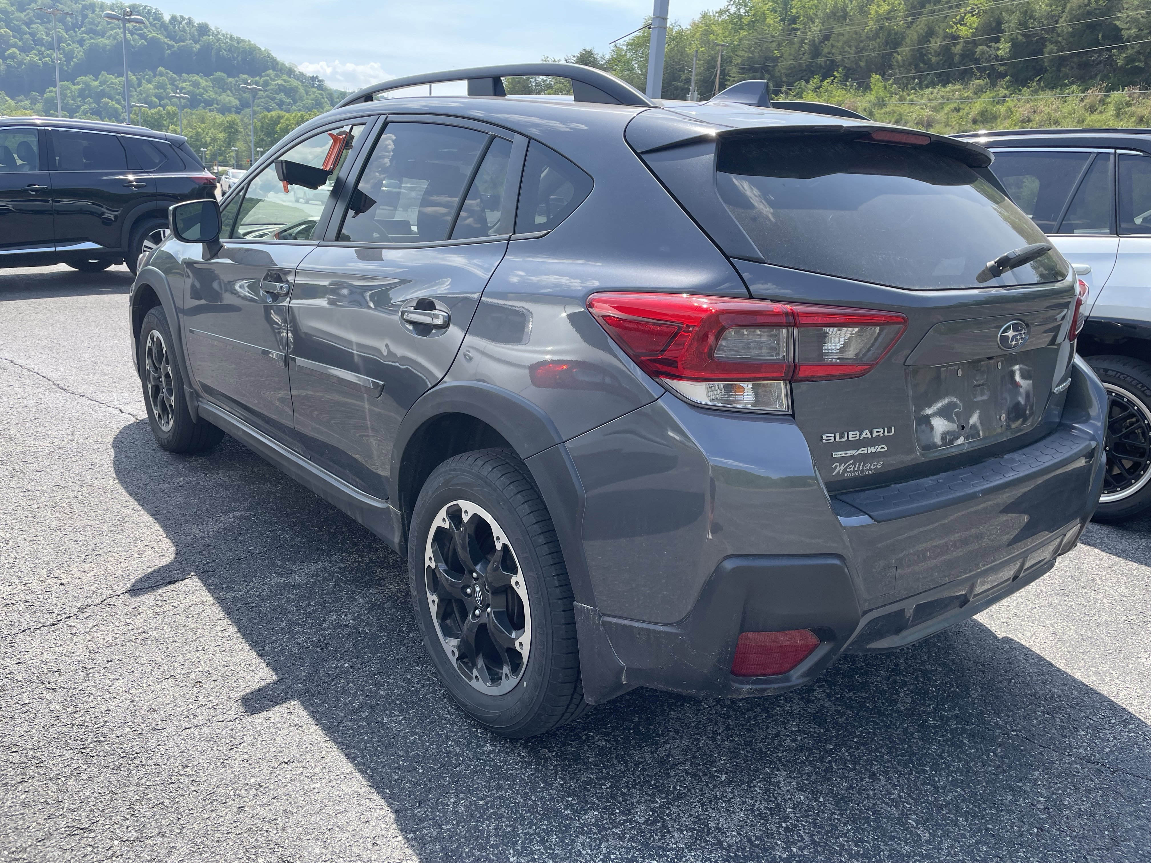 Used 2022 Subaru Crosstrek 2.0i Premium w/ Popular Package #3 AWD/4WD image 4