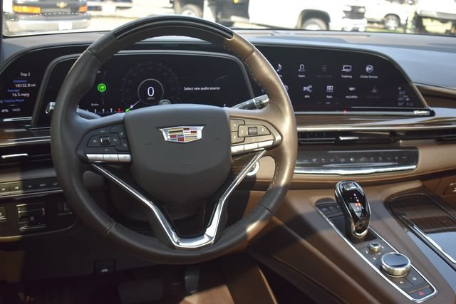 Certified 2023 Cadillac Escalade Sport w/ LPO, ONYX Package AWD/4WD image 25