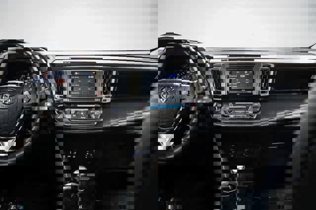 Used 2014 Toyota RAV4 Limited w/ Technology Package image 12