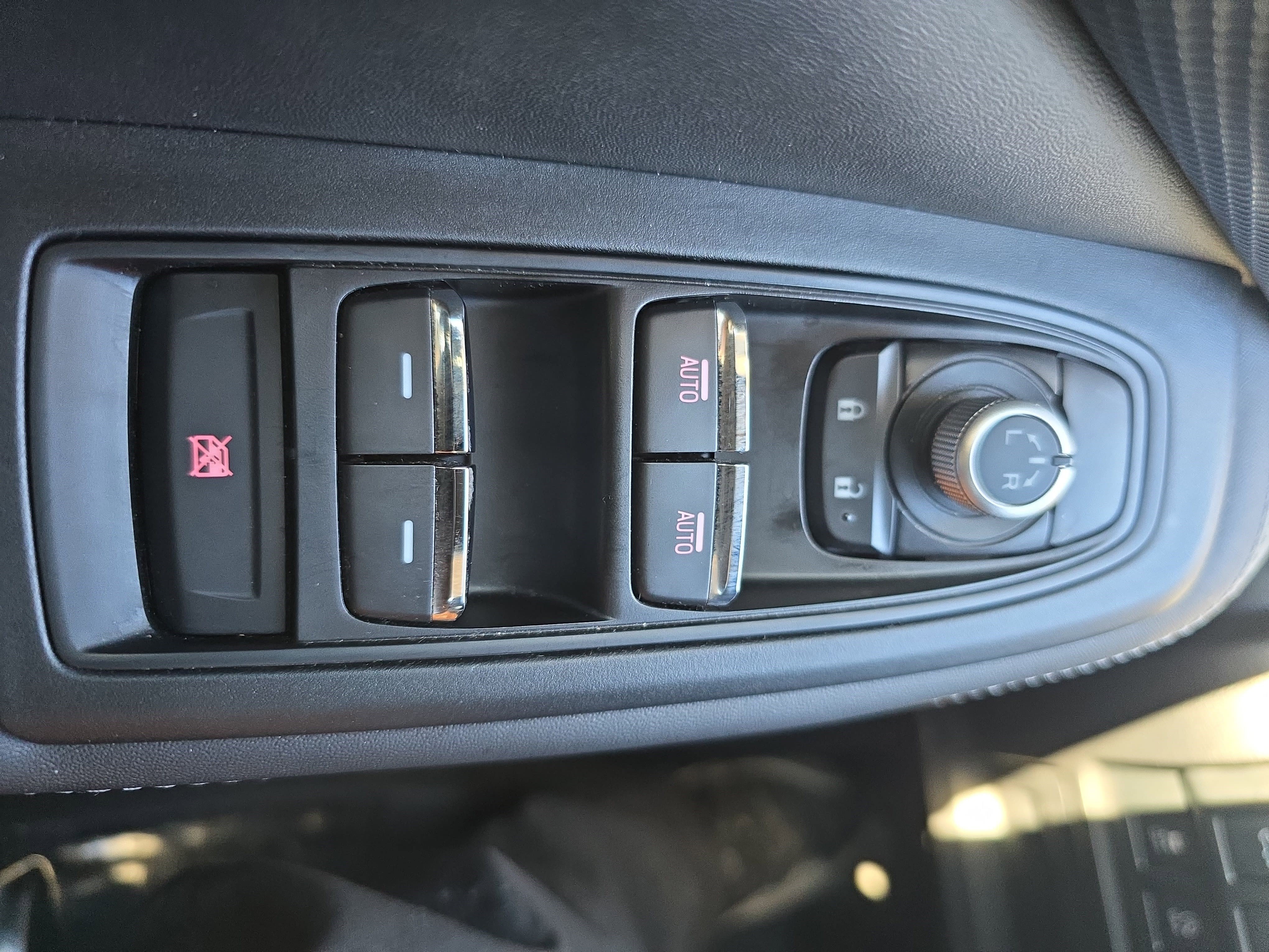 Used 2024 Subaru Forester Limited image 29