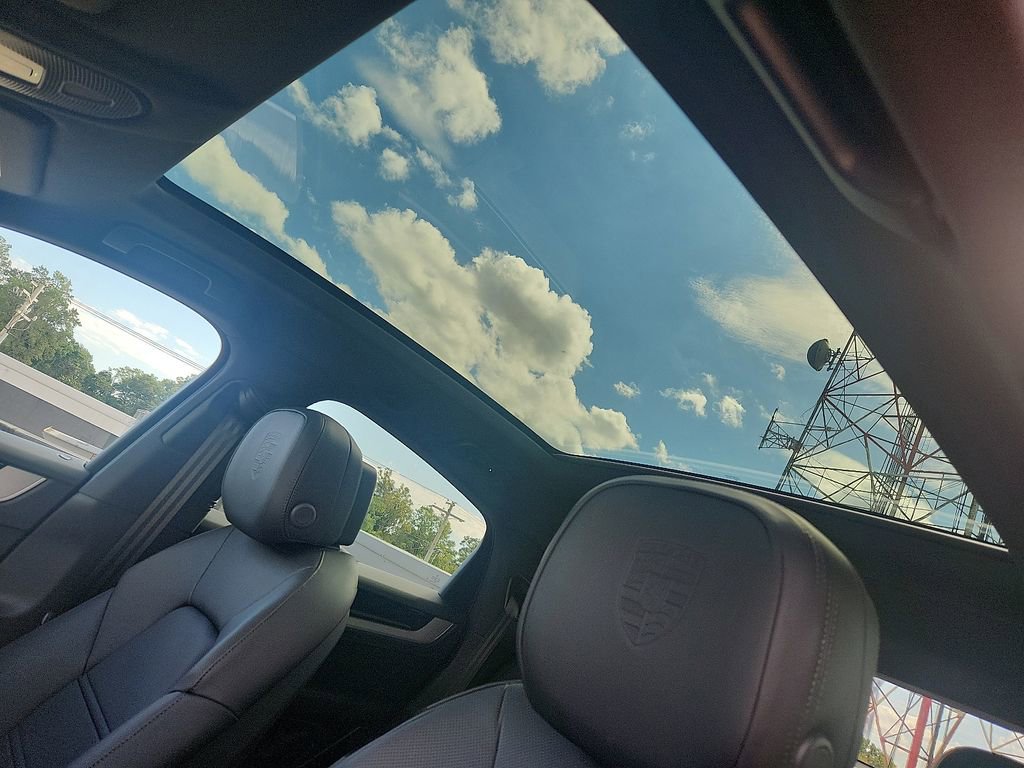 New 2026 Porsche Cayenne Coupe image 12