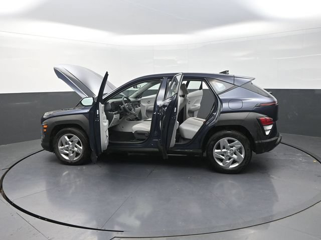 Used 2026 Hyundai Kona SE FWD image 42