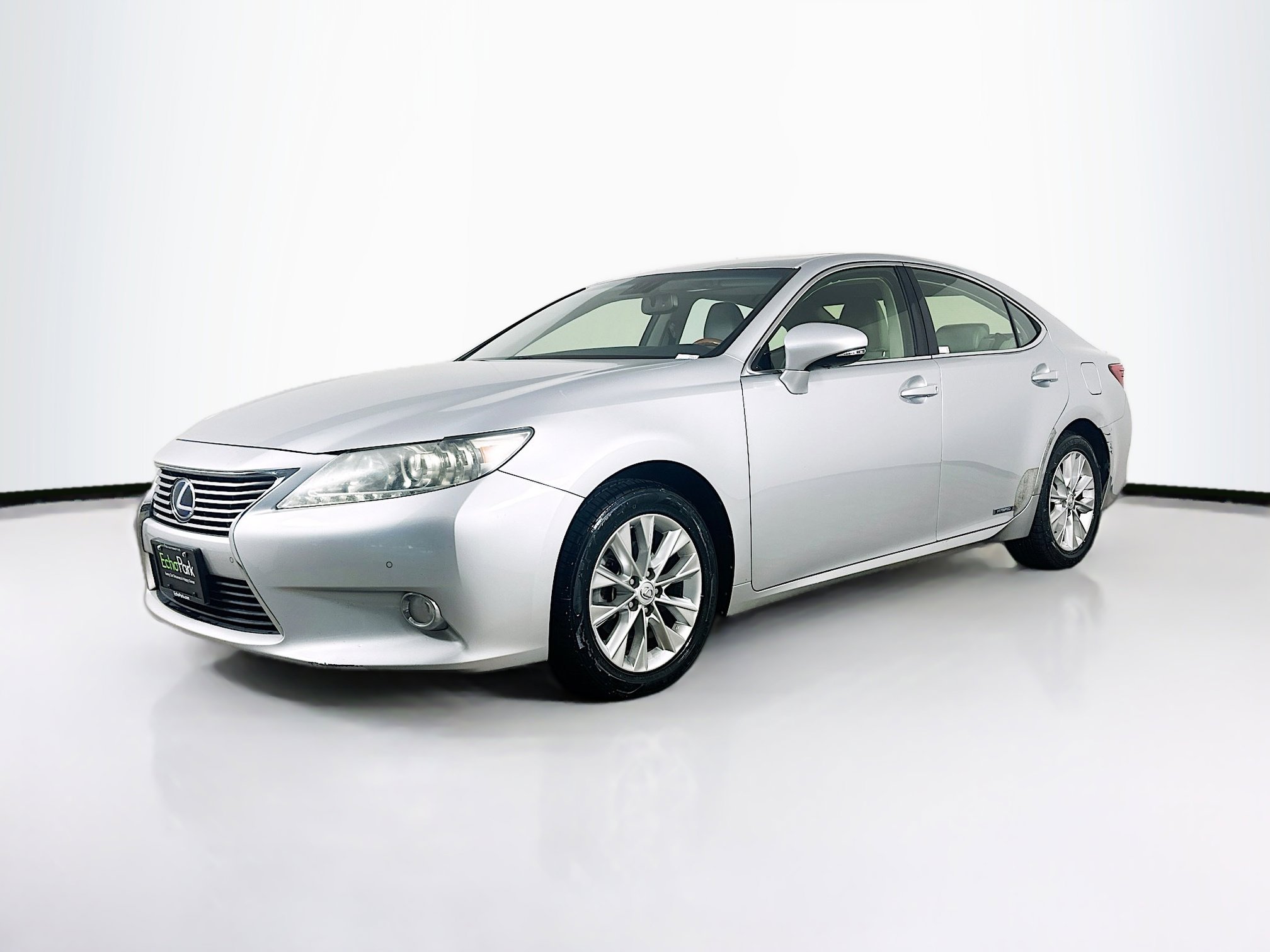 Used 2013 Lexus ES 300h w/ Luxury Pkg FWD image 3