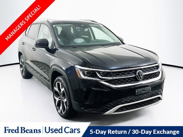 Used 2022 Volkswagen Taos SEL w/ Panoramic Sunroof Package