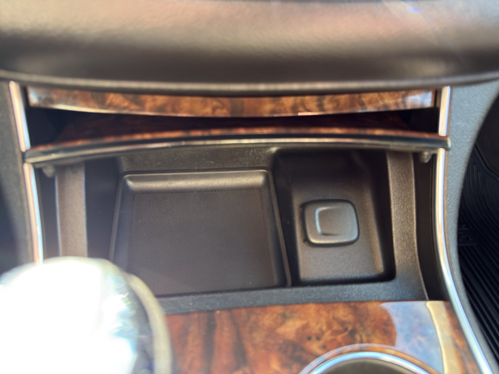 Used 2015 Chevrolet Impala LTZ FWD image 21