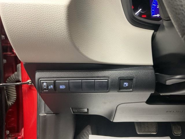Used 2021 Toyota Corolla LE w/ Carpet Mat Package (TMS) image 13