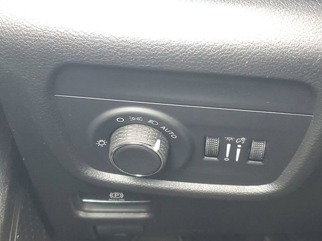 New 2026 Jeep Grand Cherokee Altitude AWD/4WD image 21