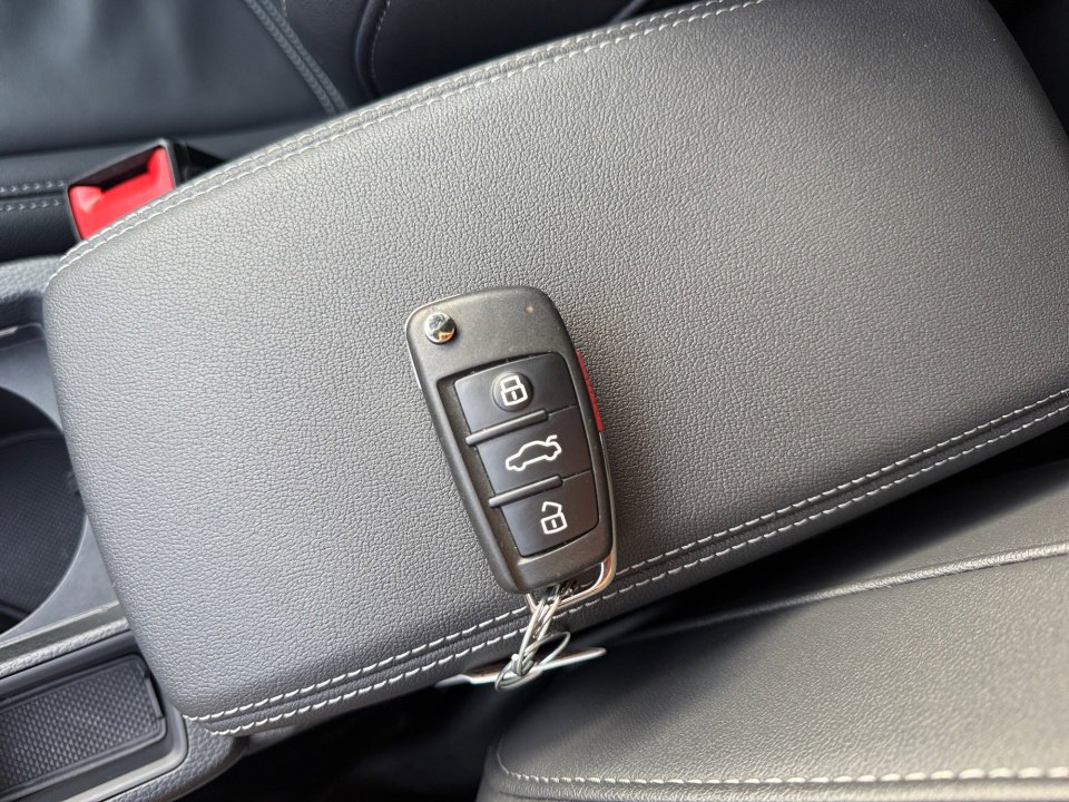 Certified 2024 Audi Q3 2.0T Premium Plus w/ Premium Plus Package image 34