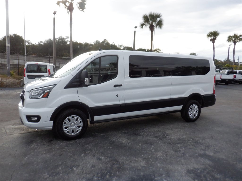 Used 2023 Ford Transit 350 XLT image 2