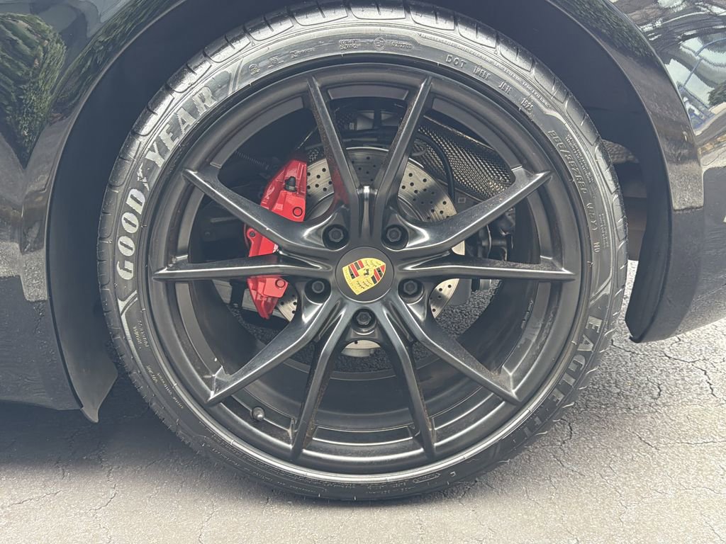 Used 2018 Porsche 718 Cayman image 18