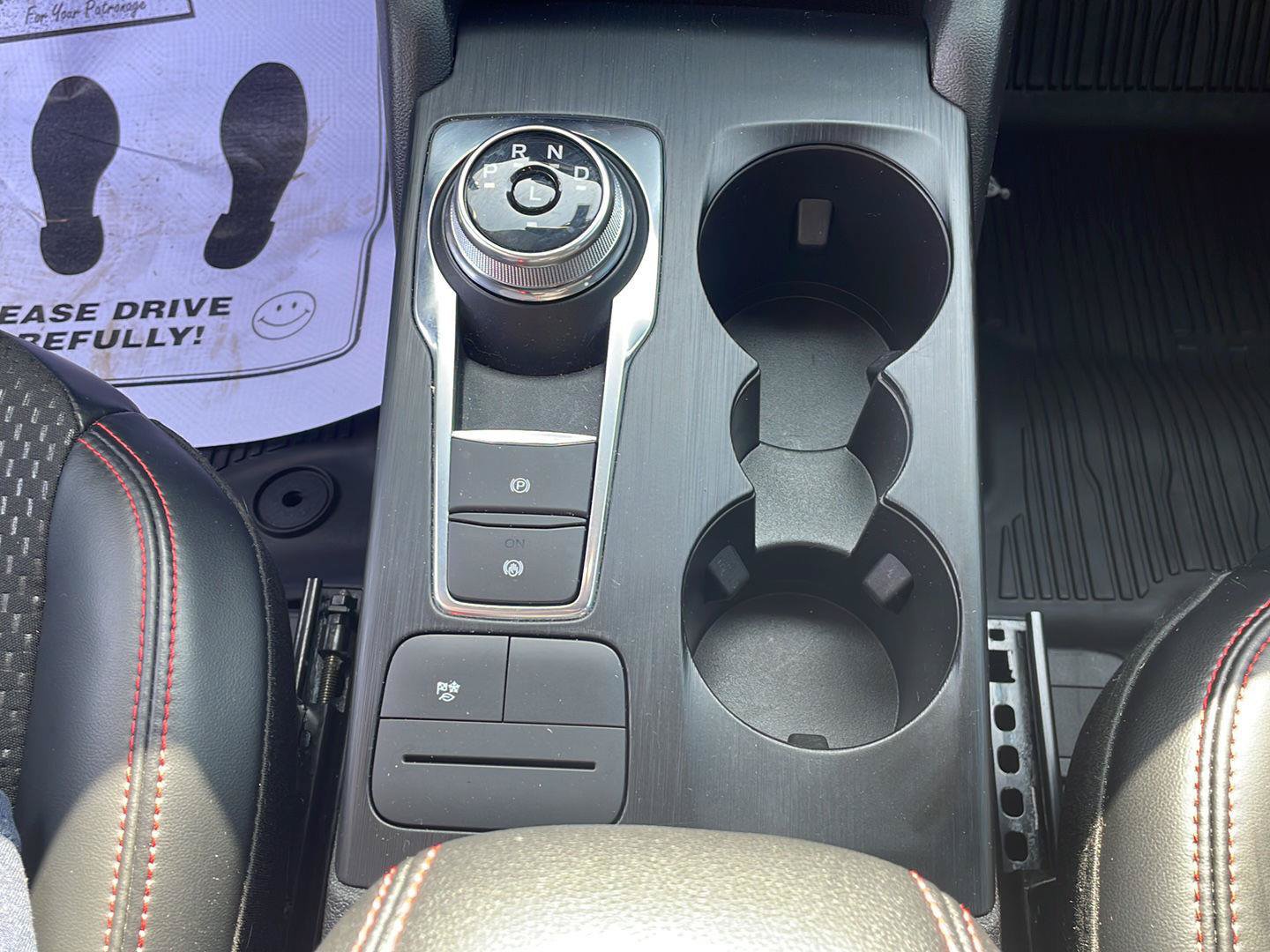 Used 2024 Ford Escape ST-Line w/ Equipment Group 301A FWD image 20