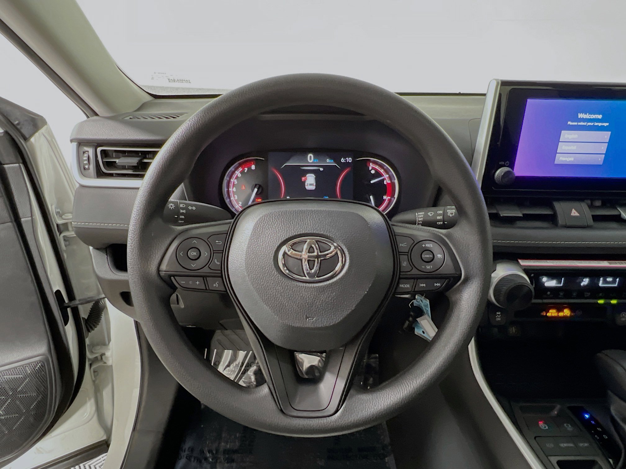 Used 2024 Toyota RAV4 LE image 18