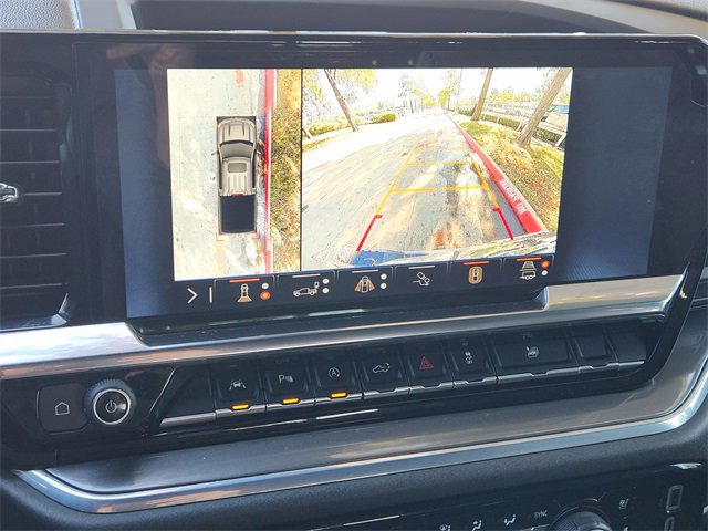 Used 2024 Chevrolet Silverado 1500 High Country w/ Technology Package image 19