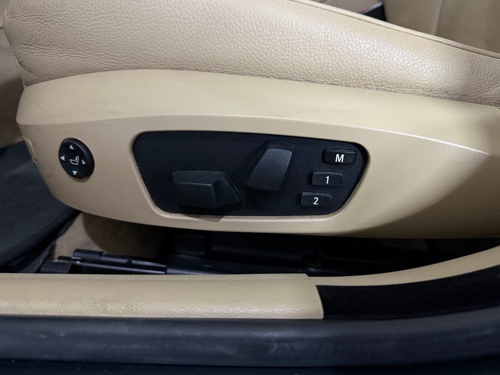 Used 2007 BMW 335xi Sedan AWD/4WD image 22
