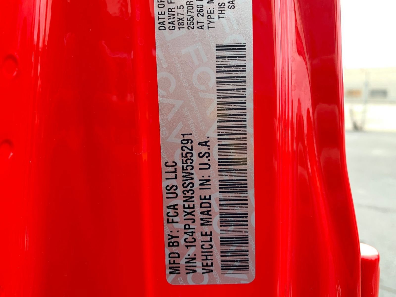 Used 2025 Jeep Wrangler Sahara image 28